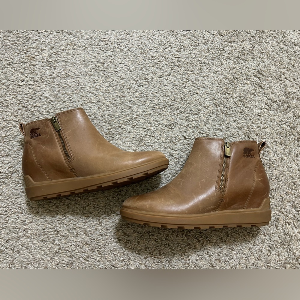 Sorel Tan Leather Wedge Ankle Boots Evie II Waterproof Bootie Women's Size 9.5